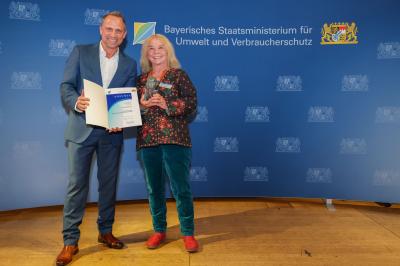 Wir gratulieren unserer Ehrenvizepräsidentin Tessy Lödermann zum Bayerischen Tierschutzpreis! 